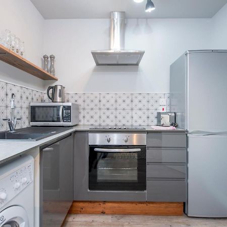 Pass The Keys New Stylish & Elegant 2 Bed Apartment In The City! Cardiff Exterior foto